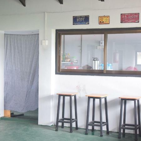 Celia Hostel Mandalay Eksteriør billede