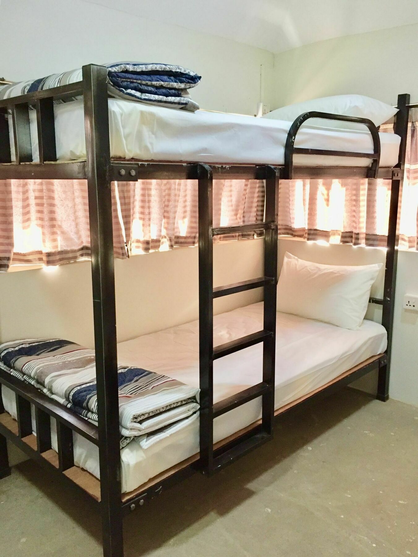 Celia Hostel Mandalay Eksteriør billede
