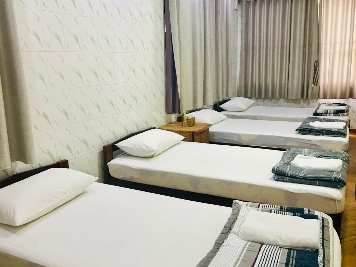 Celia Hostel Mandalay Eksteriør billede