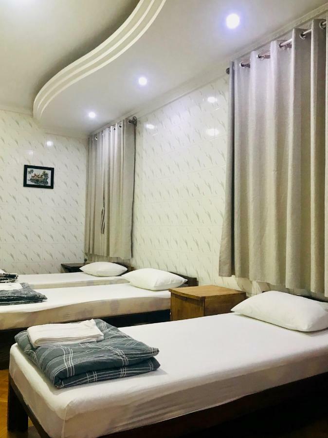 Celia Hostel Mandalay Eksteriør billede